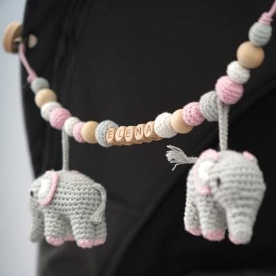 Gehäkelte Kinderwagenkette für Mädchen - personalisiert mit Name ELENA