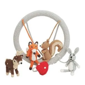 Gehäkeltes Baby-Mobile WALDTIERE 1 - Gruppenfoto