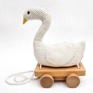 12603 - Gehäkeltes Nachziehtier Schwan BIANCA (Bio)